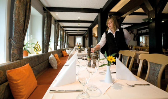 CAREA IHR FERIEN-HOTEL BRUNNENHOF ***S Suhlendorf