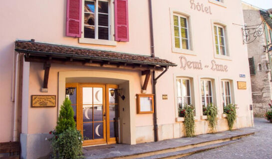 HÔTEL RESTAURANT LA DEMI-LUNE Saint-Ursanne