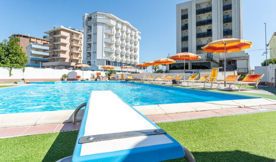 HOTEL AVILA IN Torre Pedrera (RN)