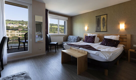 HÔTEL RESTAURANT LES CYGNES Villers-le-Lac