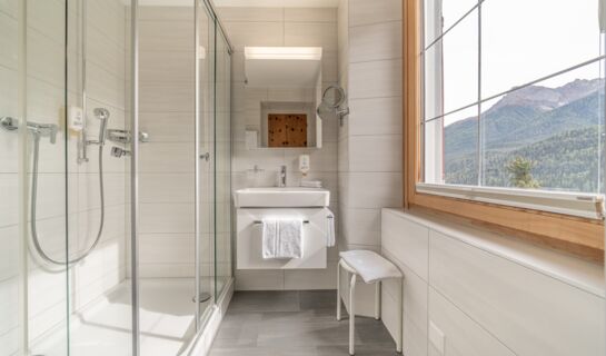 HOTEL BELLAVAL SCUOL ENGADIN Scuol