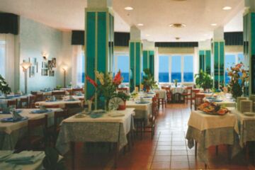 HOTEL GIANNINO Porto Recanati (MC)