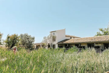 HÔTEL LES ARNELLES Les Saintes-Maries-de-la-Mer