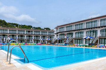 APARTHOTEL SANT ELOI Tossa de Mar