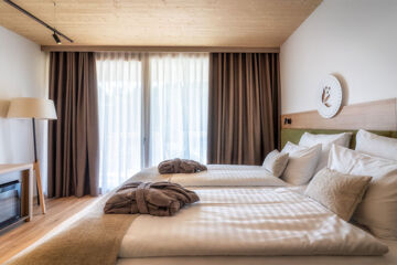 NATURE HOTEL SNOVIK Laze v Tuhinju