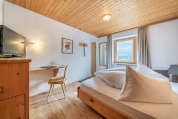 HOTEL BELLAVAL SCUOL ENGADIN Scuol